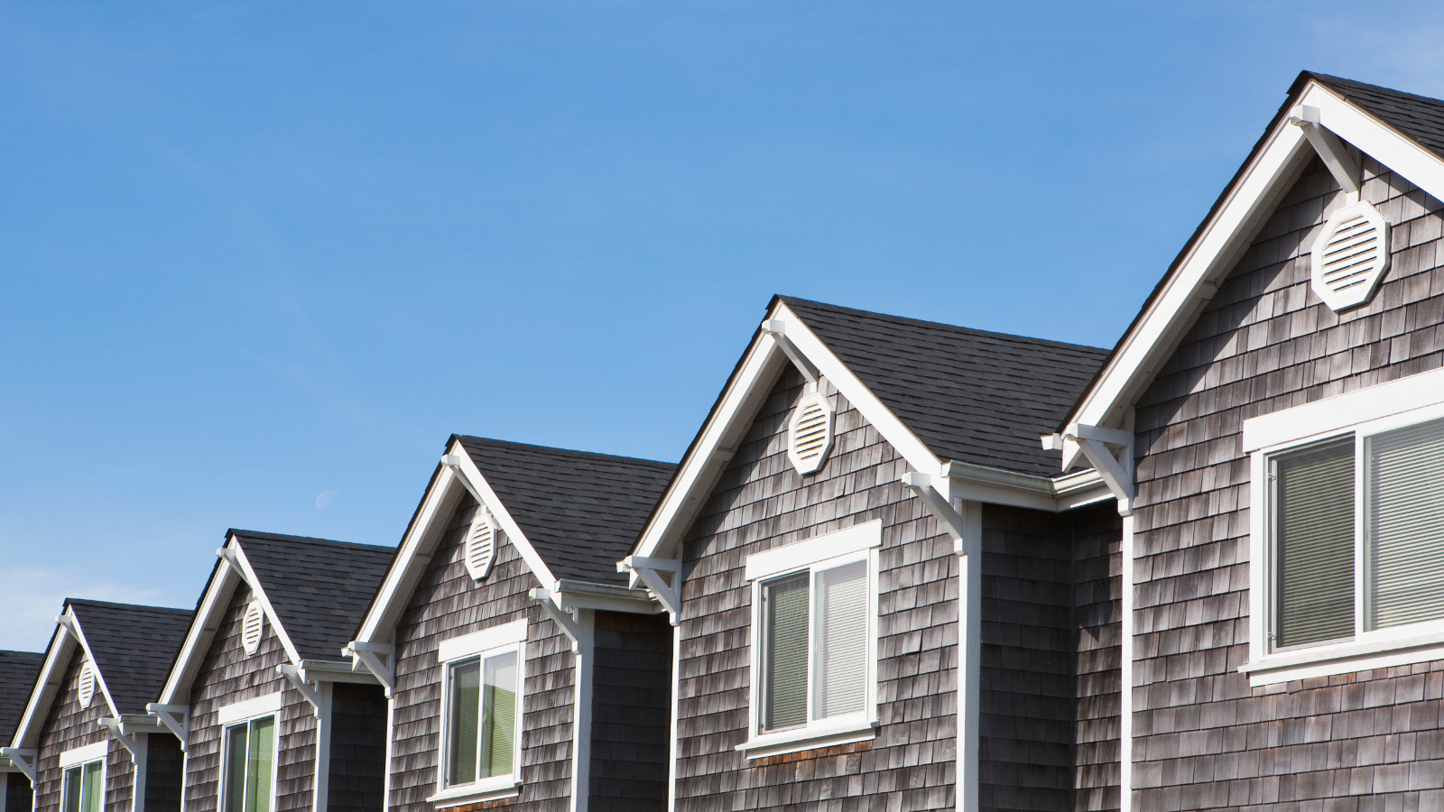 https://erioninsurance.com/blog/article/how-your-roof-affects-your-insurance-what-you-need-to-know